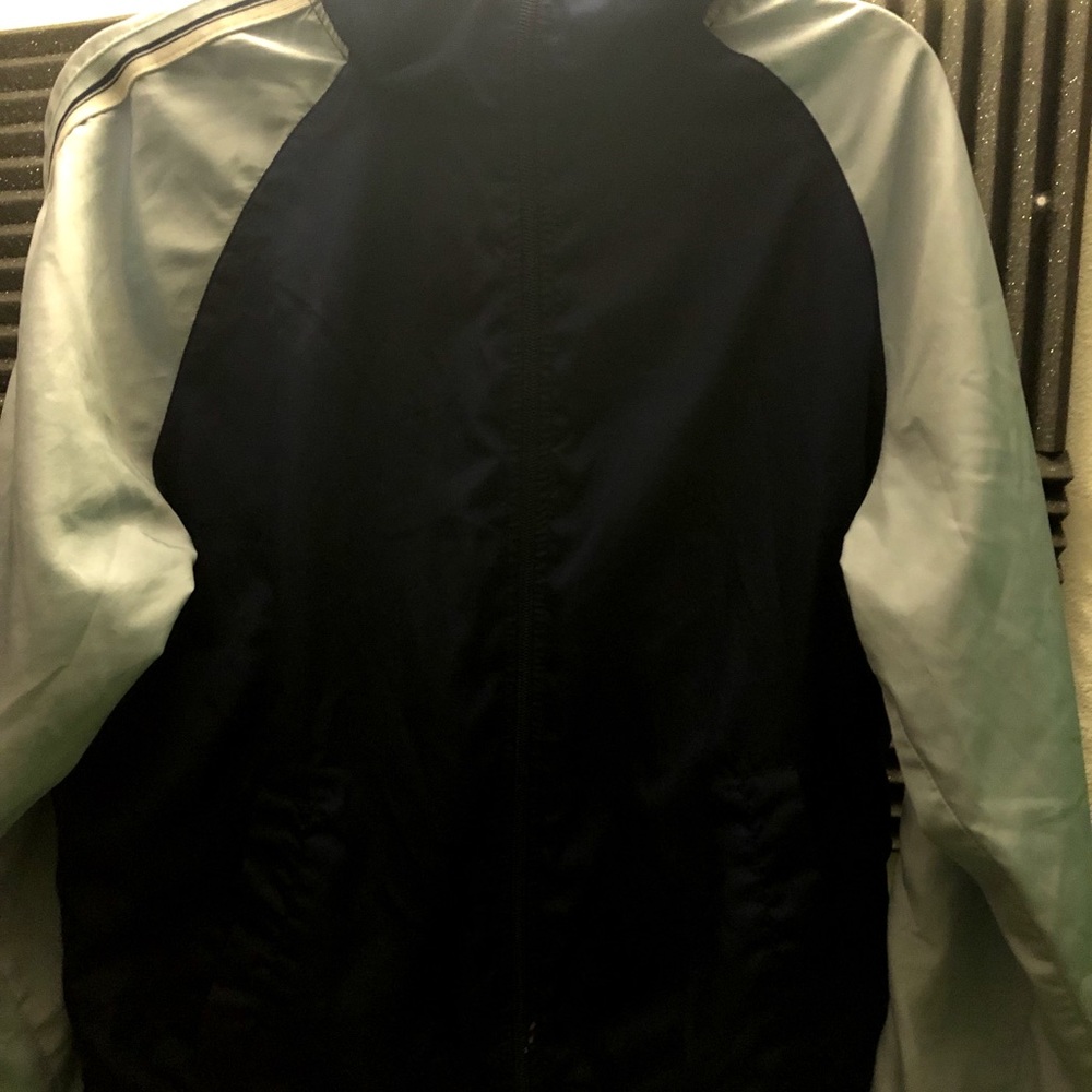 Wind Breaker